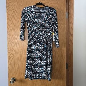 Elegant Black and Blue Patterned Long Sleeve Dress